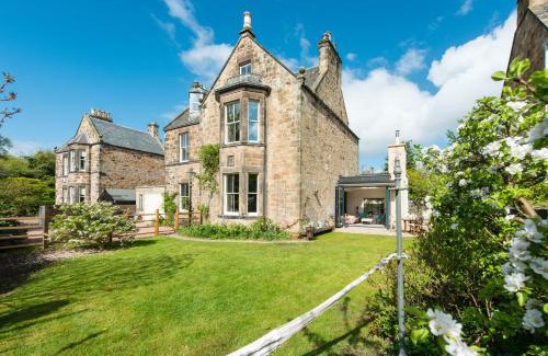 Eskbank House | Eskbank Villa near Edinburgh