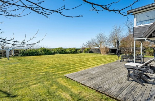 Dannemare House | "Esme" - 30m from the sea by Interhome