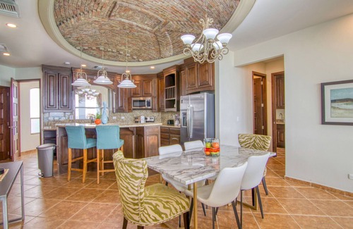 Sandy Beach Condo | Esmeralda Beach Resort 2 Bedrooms Condo B 1102