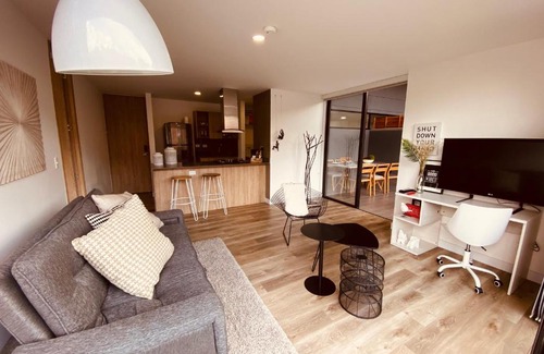 La Aguacatala Apartment | Espacioso Apartamento, bonito balcón, excelente ubicación