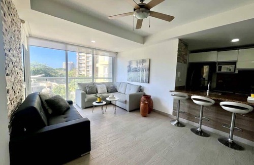 Papare Apartment | Espectacular Apartamento con Terraza y Piscina en Zazue