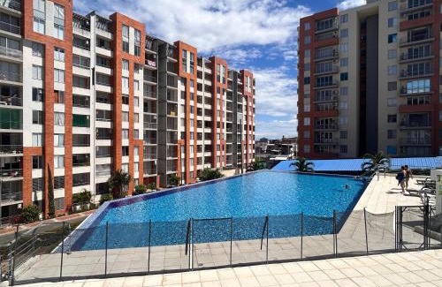 Girardot Apartment | Espectacular Apartamento vía el Peñón