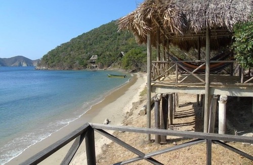 Playa Cinto House | ESPECTACULAR CABAA DENTRO DEL TAYRONA