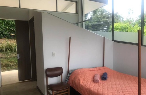 La Mesa House | Espectacular Casa de Campo con Hermosa Vista a la Cordillera Rodeada de Jardines