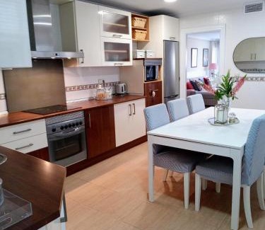 Almeria Apartment | Espectacular Vivienda Junto a la Playa y Paseo marítimo en Almería