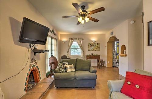 Tucson House | Esperanza Quaint Tucson Home with Hot Tub and Patio