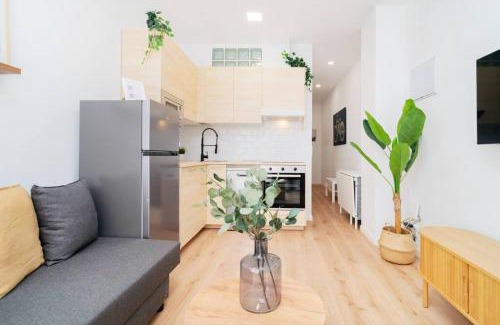 Moscardo Apartment | Esplendor Efímero de Madrid