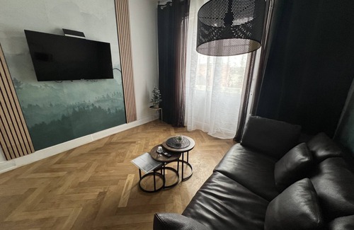 Mulhouse Apartment | Esprit Forêt Noire, 3 Chambres de Charme