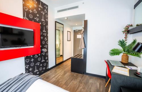 Carlton South Hotel | Essence Hotel Carlton