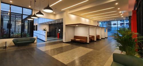 Carlton South Hotel | Essence Hotel Carlton