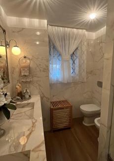 Naples City Centre Apartment | essential big house