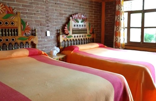 El Oro Hotel | Estancia Campestre - 7 Robles