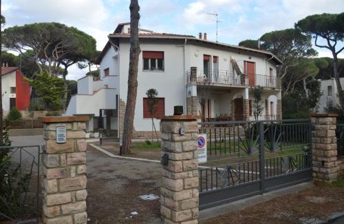 Marina di Castagneto Carducci Apartment | Ester a soli 150m. dal mare