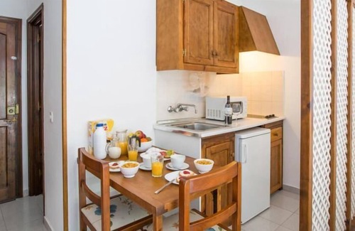 Cala en Forcat Apartment | Estel Blanc Apartaments - Adults Only