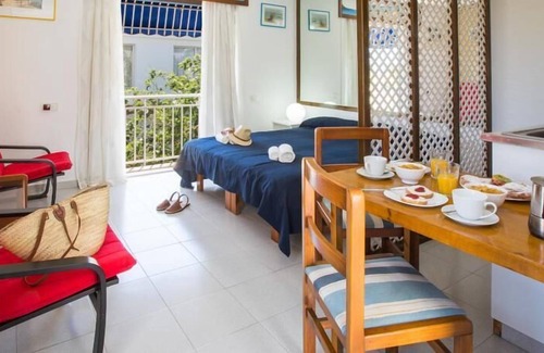 Cala en Forcat Apartment | Estel Blanc Apartaments - Adults Only