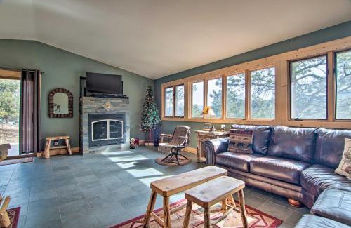 Estes Park House | Estes Park Home with AC - half Mi to Lake and Downtown!