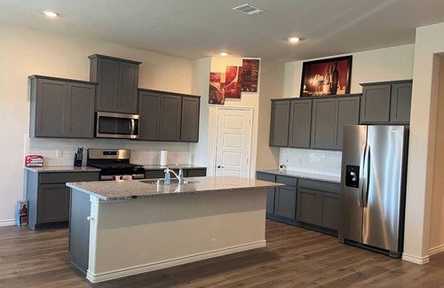 Little Elm House | Estivilla Oasis