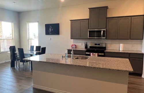 Little Elm House | Estivilla Oasis