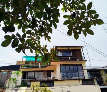 Zona 4 House | ESTU habitaciones