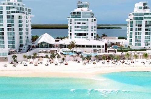 Zona Hotelera Apartment | Estudio a pie de playa, increibles vistas, amanecer, atardecer, balcon, gym, jacuzi, 1807