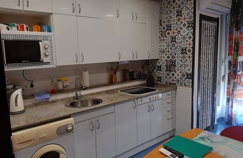 La Pineda Apartment | Estudio en la Pineda Cerca de Port Aventura Todo en un Ambiente