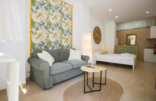 Los Tilos Apartment | Estudio urbano reformado