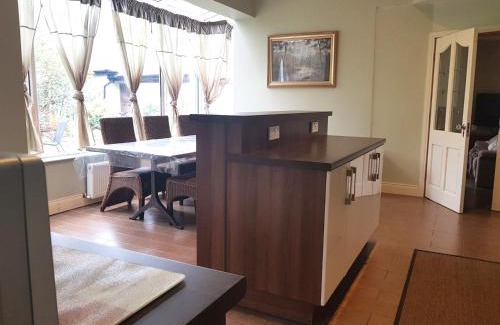 Killarney Apartment | Ethan House