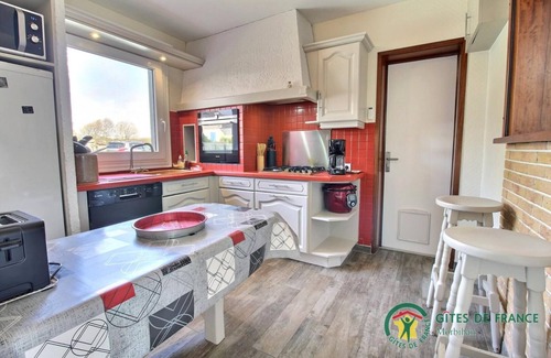 Belz House | Etre Mor Ha Douar - Belz