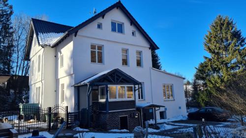 Altenau Apartment | Eulennest bis 10 Personen,Wäsche,Reinigung,Parkplatz inklusive,Kurtaxe wird extra berechnet