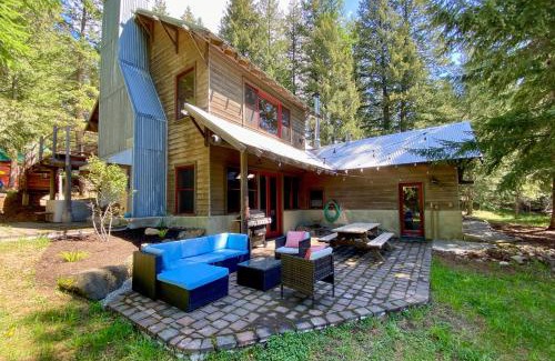 Sagle House | Eureka Lodge