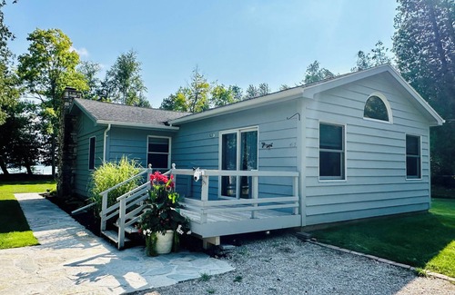 Gills Rock House | Europe Lake Private Lakeshore Guest House