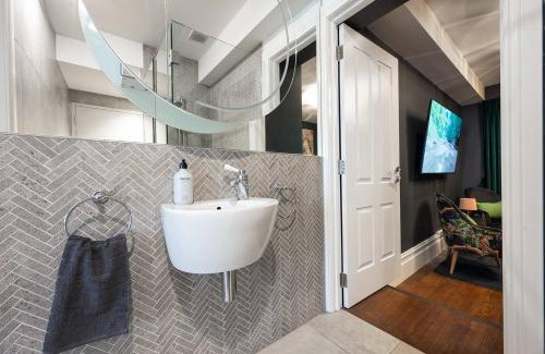 Carlton North House | European Style Home with Private Rooftop Terrace