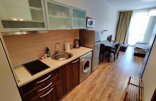 Golden Sands Apartment | Europroperties Golden Line