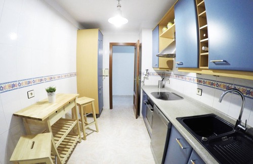Santa Cruz de Tenerife Condo | EuroRental Apartment with Wifi and Parking