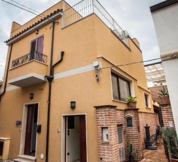 Locri Apartment | Eutimo
