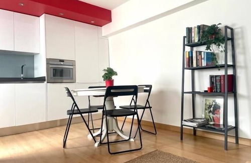 San Vicente Apartment | Eva Plaza del Museo