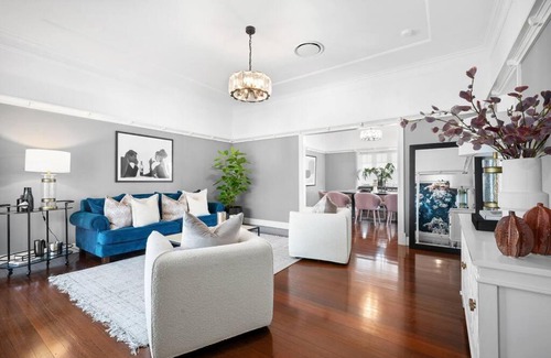 Greenslopes House | Evandale, 1920’s Historic ,Stunning and Modern home with amazing City views