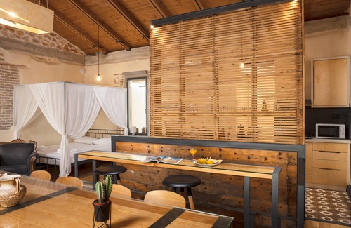 Katochori Apartment | Evans House - Seaside Luxury Studio with veranda