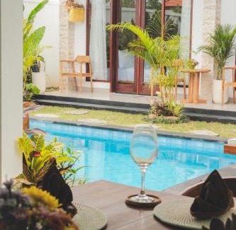 Delod Peken House | Evara Lifestyle Villa by Aayan