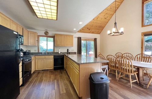 McKinney Estates House | Evergreen Escape - 4 bedroom, loft, 2.5 bath home, quiet neighborhood