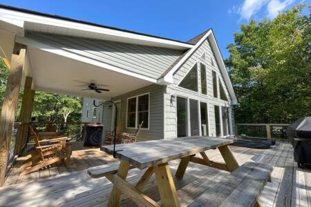 Albrightsville House | Evergreen Escape - Jim Thorpe Multi Ski Resort