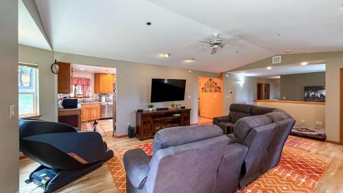 Port Angeles House | Evergreen Haven