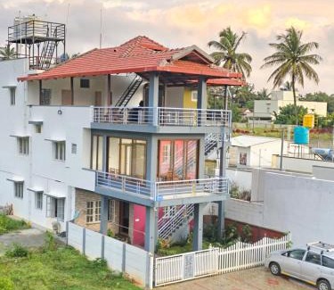Huliyarahalli House | Evergreen Shola View