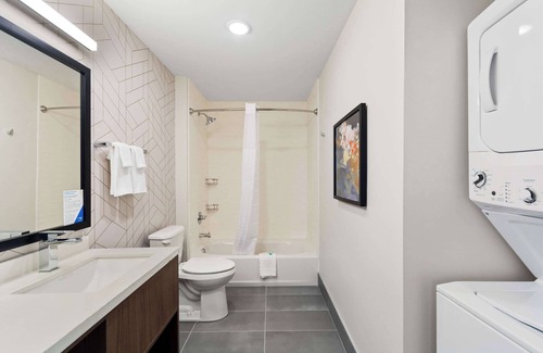 Lexington Hotel | Everhome Suites Lexington - Horse Park
