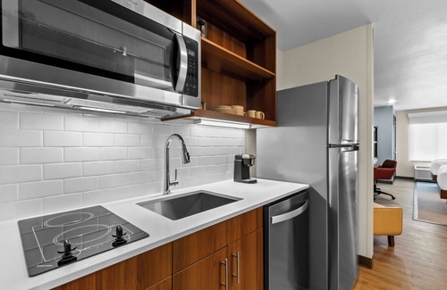 Ocala Hotel | Everhome Suites Ocala I-75 North
