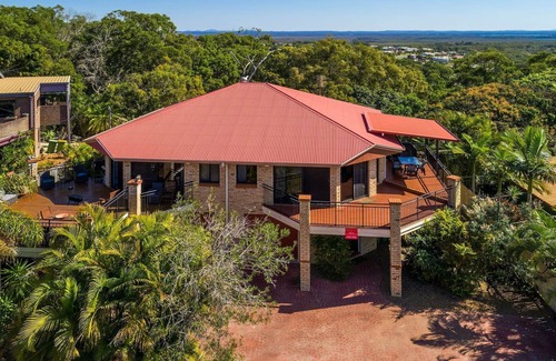 Rainbow Beach House | Everything you need for relaxation