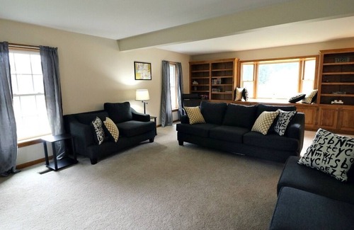 Ellicottville House | EVL Acres - Country living on 13 acres, close to the village and outdoor fun!