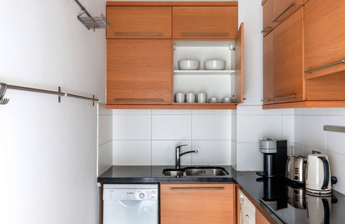 Holborn and Covent Garden Apartment | Excellent Farringdon 2BR, nr Shops, Dining & Bars, by Blueground