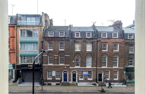 Holborn and Covent Garden Apartment | Excellent Farringdon 2BR, nr Shops, Dining & Bars, by Blueground