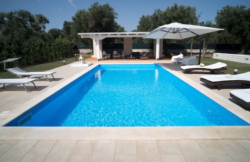 San Vito dei Normanni House | Excellent villa for relaxing and peaceful holidays with swimming pool